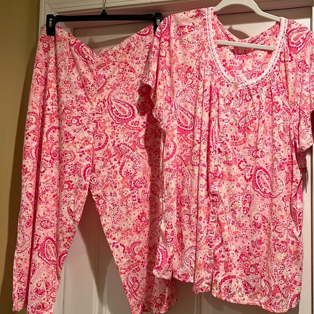 Secret Treasure Pajama set NWT